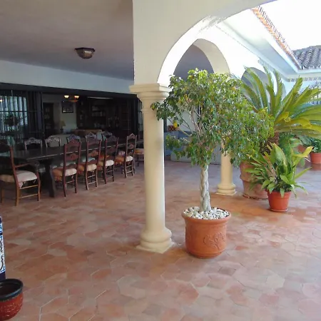 Casa Michael - El Paraiso, Marbella فيلة *