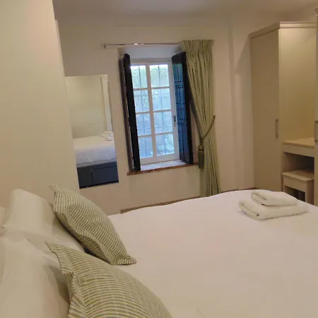 Casa Michael - El Paraiso, Marbella Вилла *