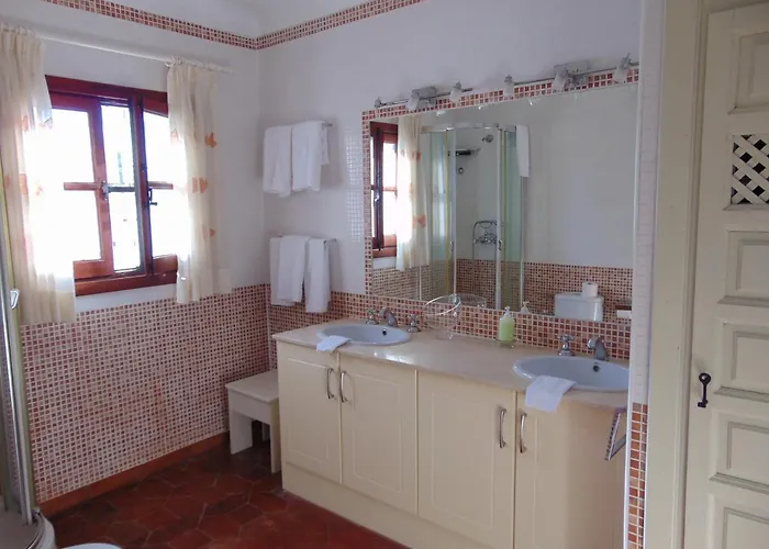 Villa Casa Michael - El Paraiso, Marbella