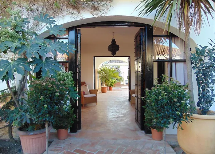 Casa Michael - El Paraiso, Marbella Villa Estepona