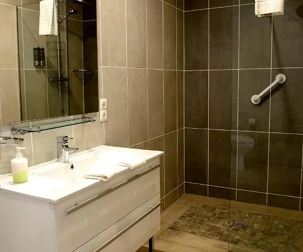 Casa Michael - El Paraiso, Marbella *