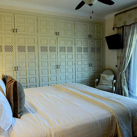 فيلة Casa Michael - El Paraiso, Marbella